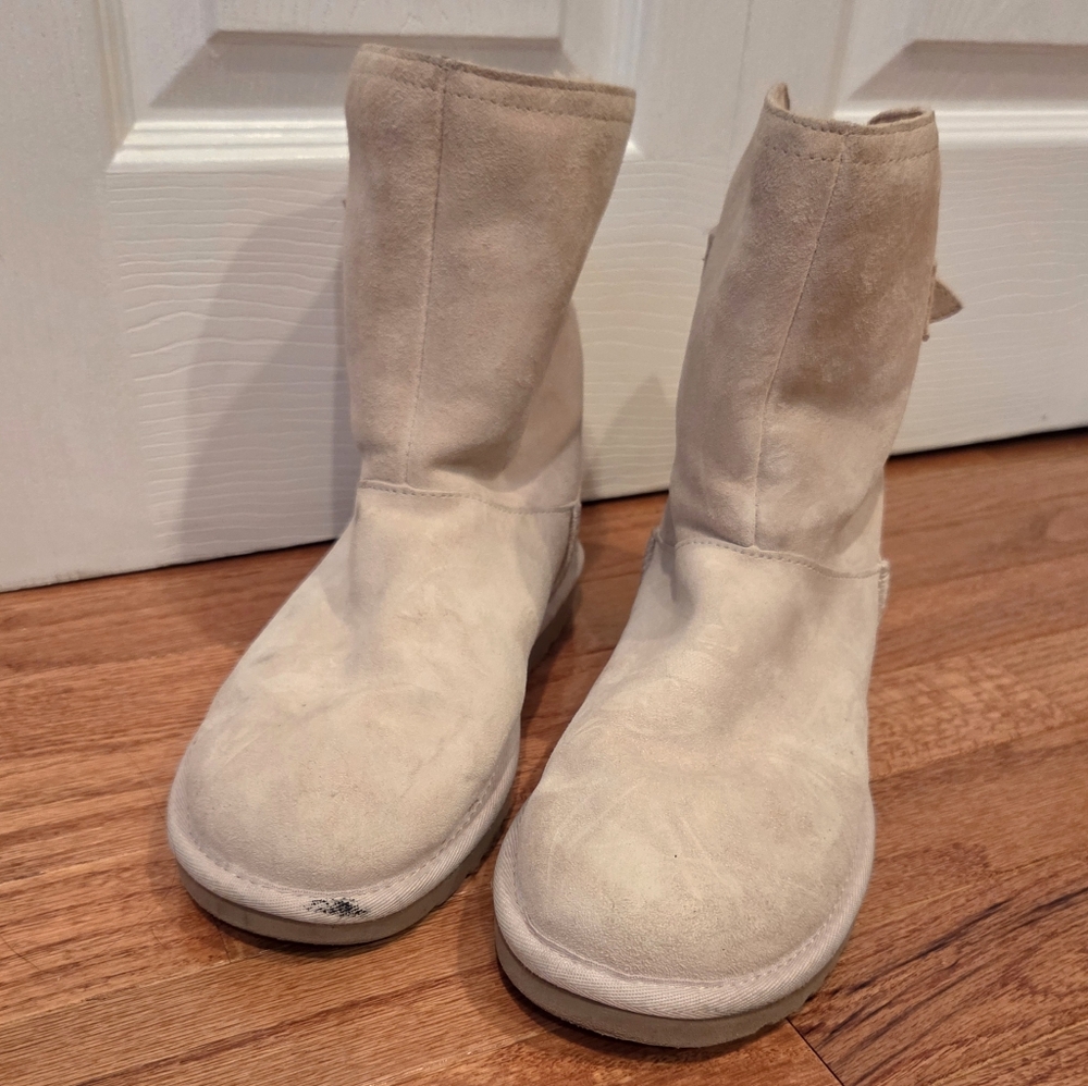 UGG Suede Boots with Strap - Picture 4 of 4
